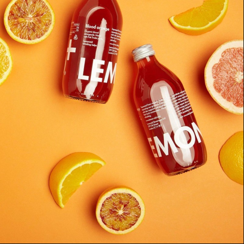  style="margin-left:30px;margin-top:50px;margin-bottom:50px;font-size:15px;">
<li style="list-style-image:url(&quot;https://miomeal.it/media/checknew.png&quot;);margin-bottom:1em;margin-right:40px;padding-left:10px;">Succo di arancia rossa biologica</li>
<li style="list-style-image:url(&quot;https://miomeal.it/media/checknew.png&quot;);margin-bottom:1em;margin-right:40px;padding-left:10px;">Bottiglia in vetro riutilizzabile</li>
<li style="list-style-image:url(&quot;https://miomeal.it/media/checknew.png&quot;);margin-bottom:1em;margin-right:40px;padding-left:10px;">Gusto dissetante e con bollicine</li>
<li style="list-style-image:url(&quot;https://miomeal.it/media/checknew.png&quot;);margin-bottom:1em;margin-right:40px;padding-left:10px;">Bevanda a calorie controllate</li>
<