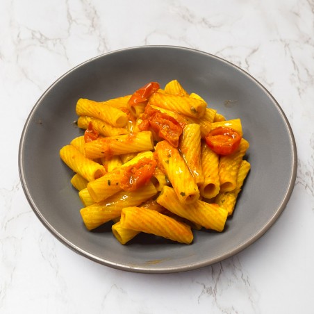Rigatoni al sugo di pomodorini freschi