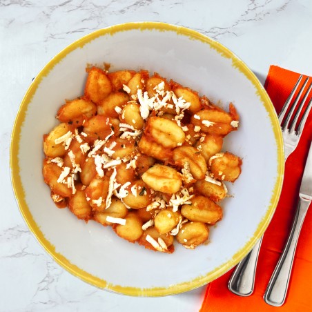 Gnocchetti al pomodoro e ricotta affumicata
